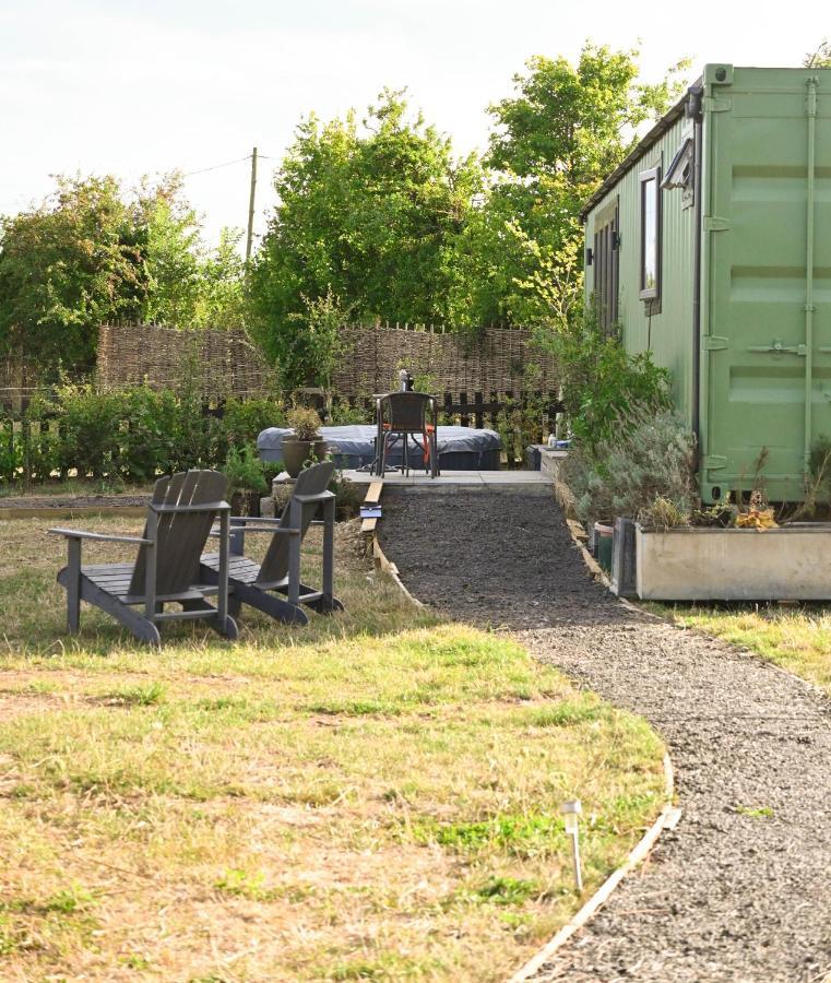 Campsite Sweet Pea Badsey